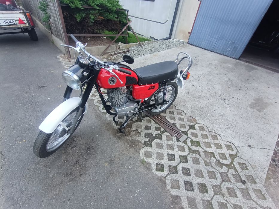 Motocykl Wsk 175