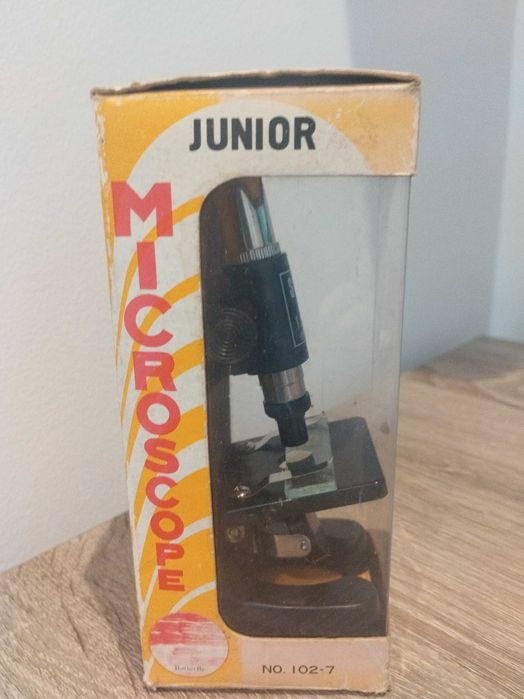 Microscópio Junior antigo