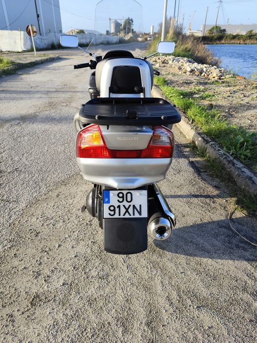 Susuky Burgman 400