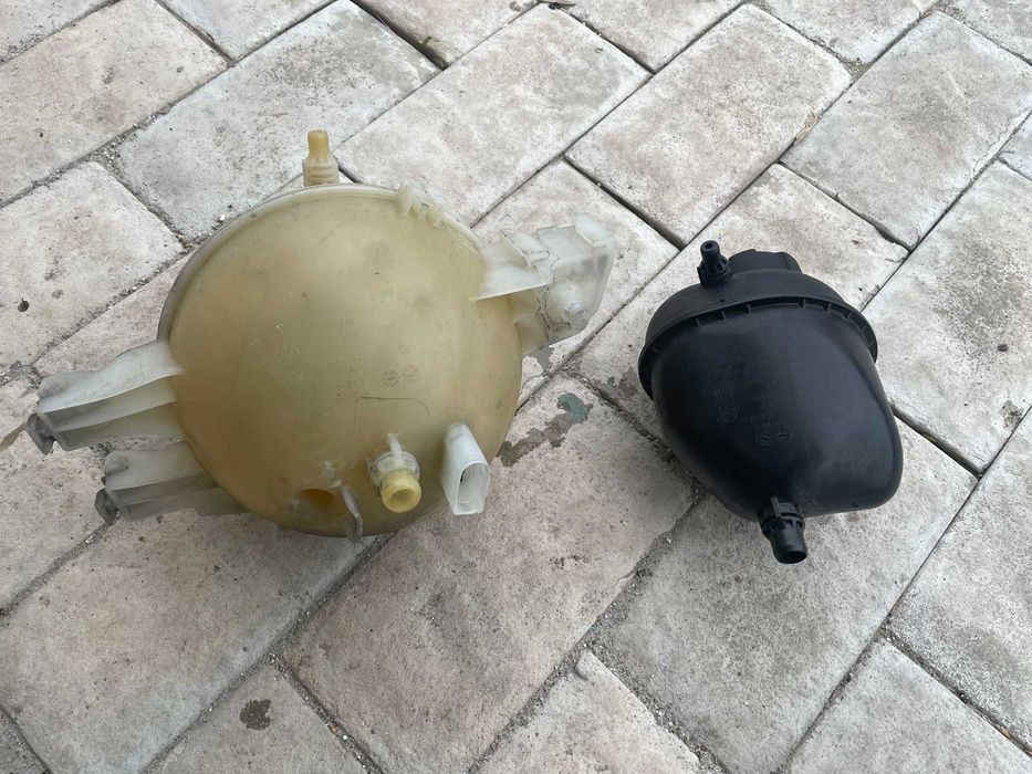 Розширювальний бачок  BMW X3 G01  17138742660 17138610661