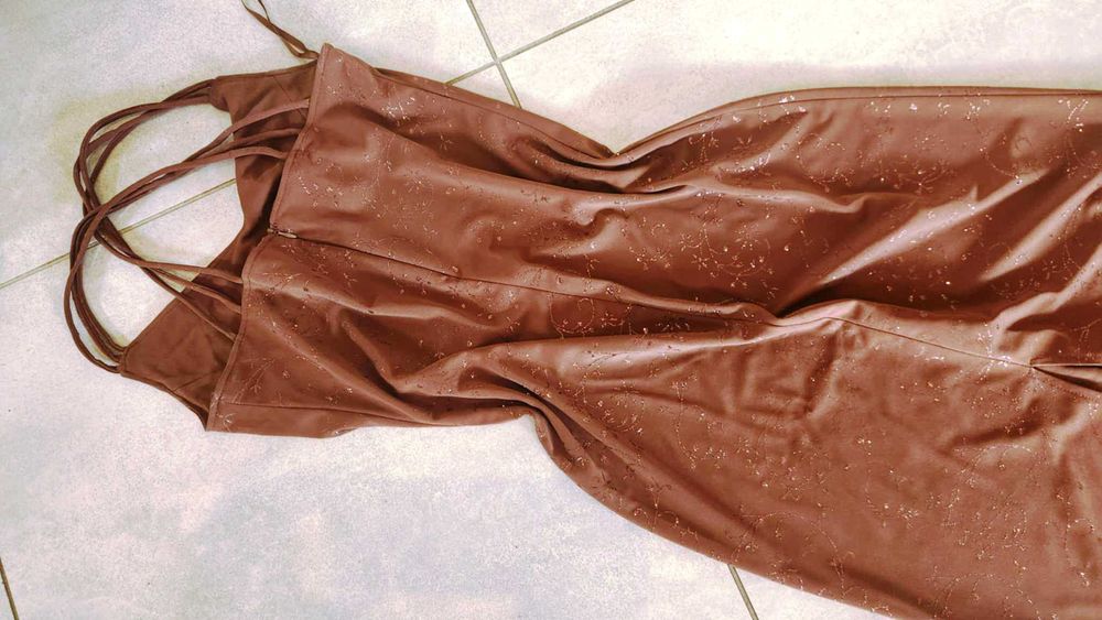 Sprzedam elegancką sukienkę  r. 40