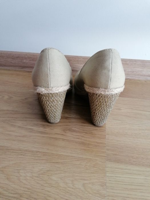 Buty na koturnie półbuty jennifer ccc rozmiar 38