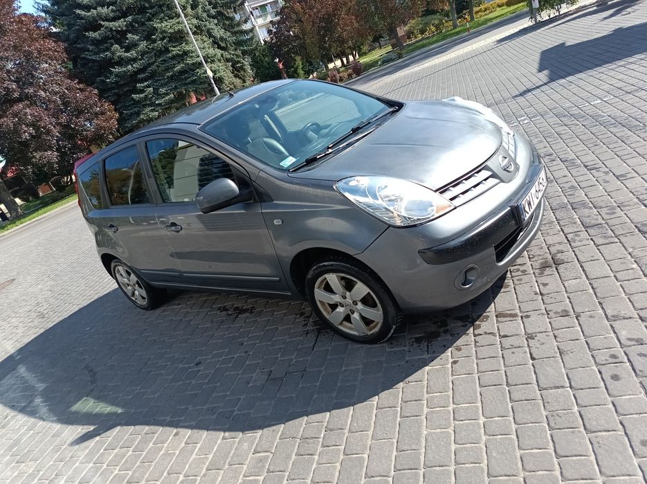 Zgrabny miejski Nissan
