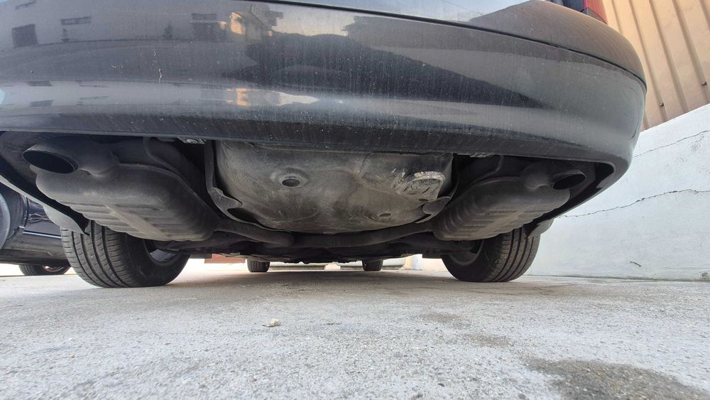 AUDI A4 B6 AVANT (8E) 2003-2.5 V6 TDI CX AUTO-304000KM - ler descrição