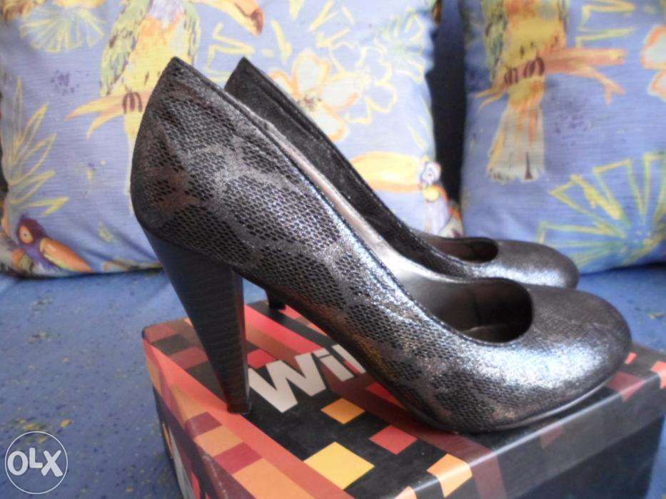 Туфли под питона 40р. новые