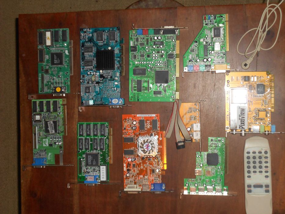 Placa grafica / adaptador multiplicador USB / placa som vintage antiga