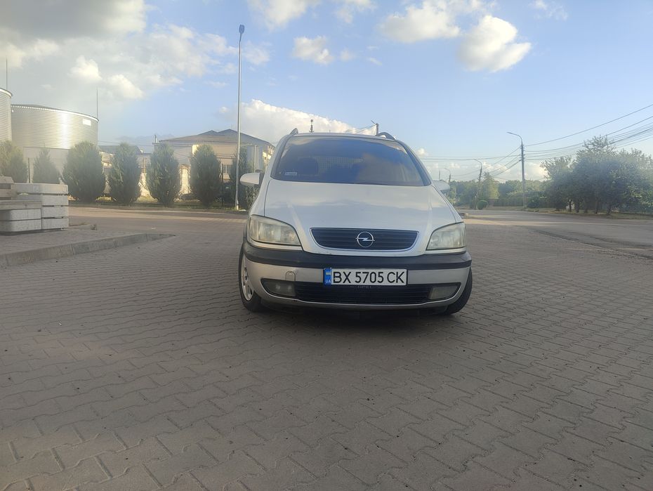 Opel Zafira 1,8 газ бензин