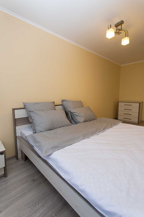 Центр. Острозького. Цум. 2 кімнати. Квартира подобово