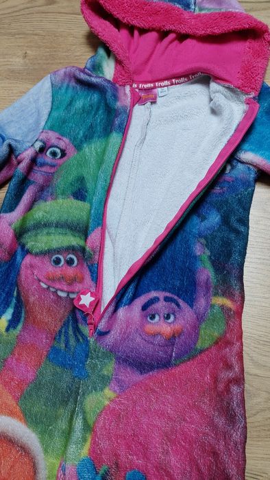 kombinezon do spania 116/122 Trolle