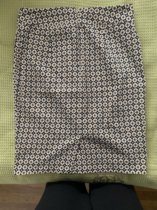 Спідниця до коліна S