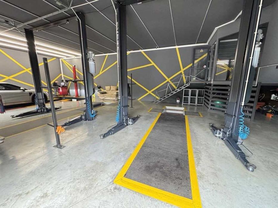 р Продаж сучасного СТО на власній ділянці 8 соток Обладнане