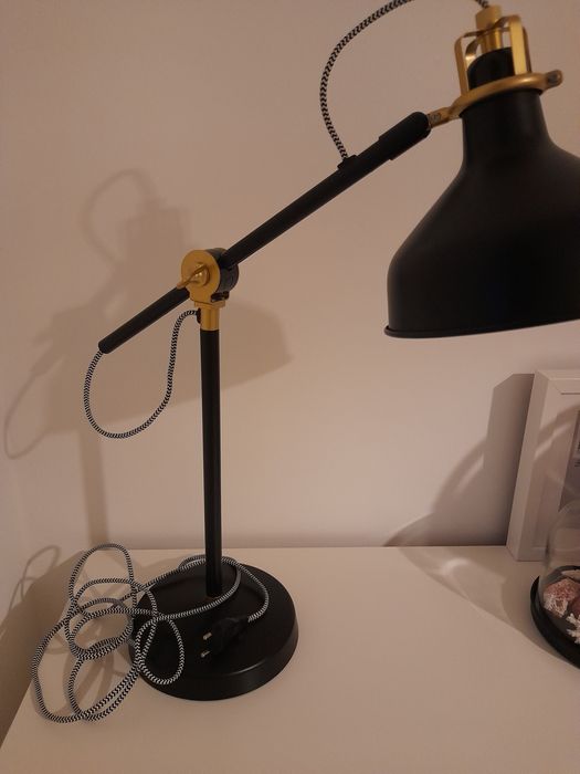 Candeeiro de mesa IKEA