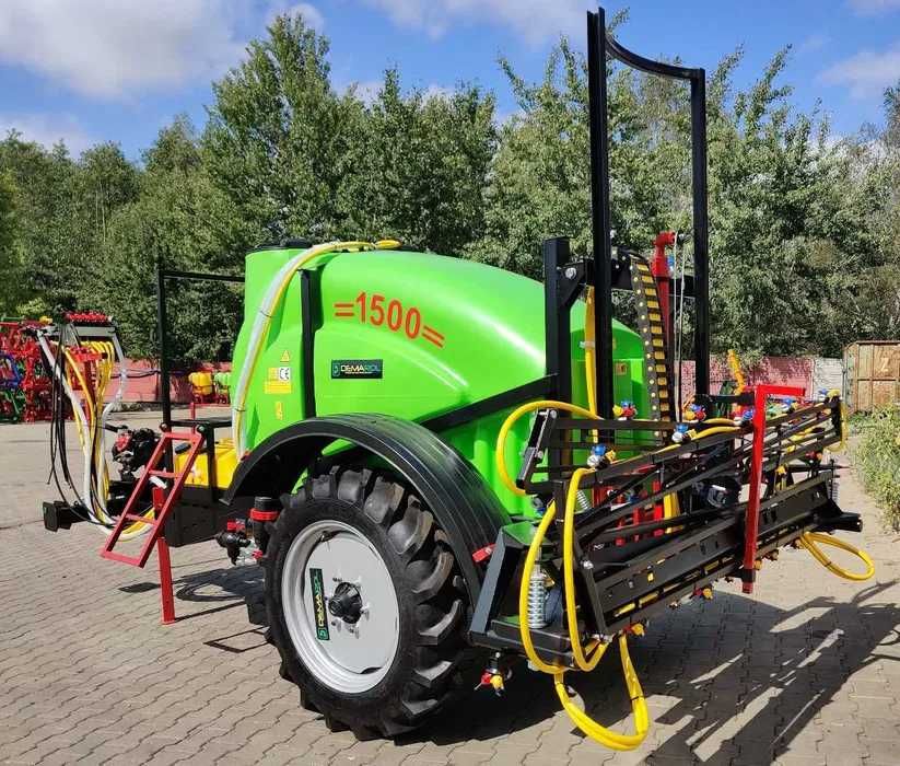 Opryskiwacz 1500 litrów przyczepiany na kołach DEMAROL
