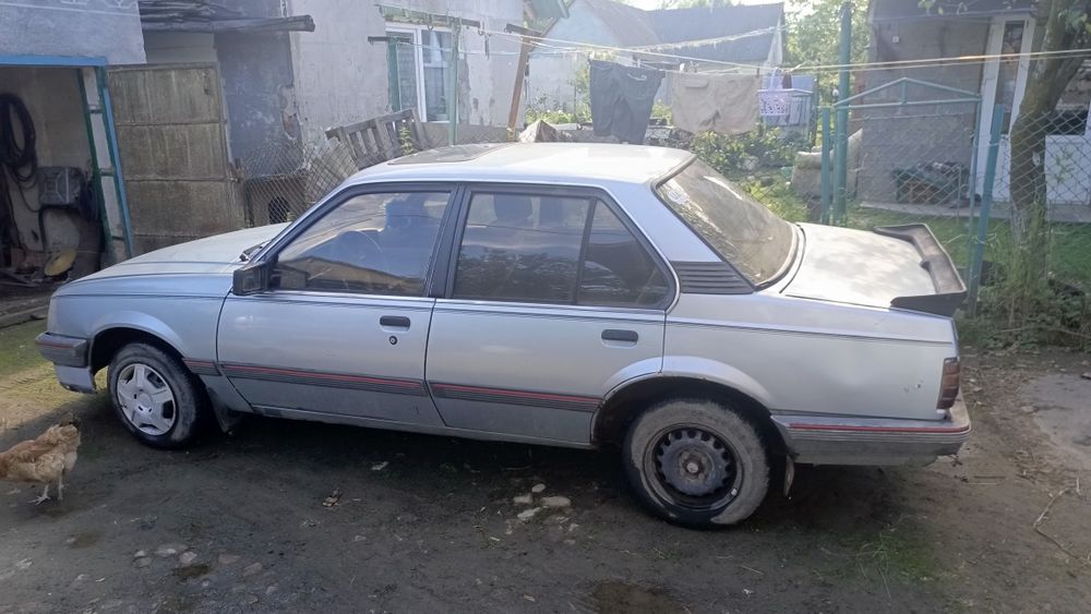 Продам підуставший автомобіль