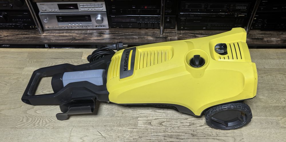 Мийка високого тиску Karcher KHD 4