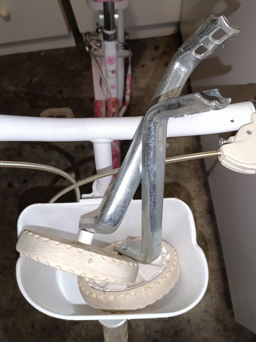 50€ bicicleta roda 16 excelente pegar e andar quem quiser tem rodinhas