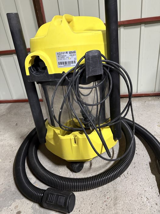 Odkurzacz Karcher WD3 Premium Inox stan dobry