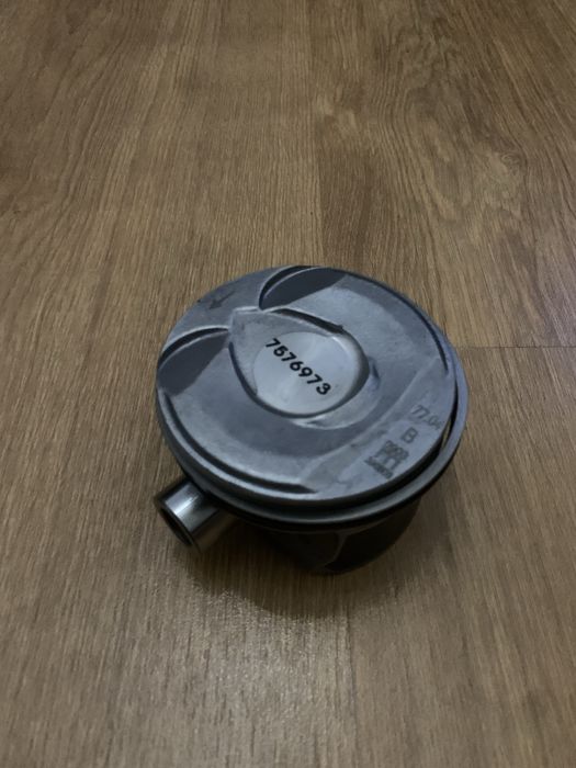 3 Pistões Mahle Novos