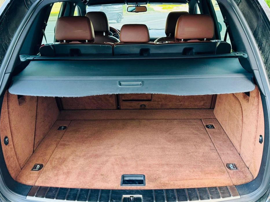 Porsche Cayenne 93т.км. Без подкрасов. Идеальный.
