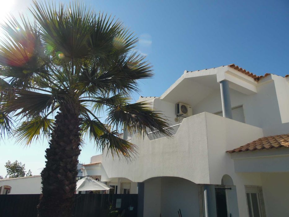 CASA ALVOR - T1, A Pé para a Praia e Centro + Estacionamento - TOTALMENTE DISPONÍVEL - DESCONTOS - ALV