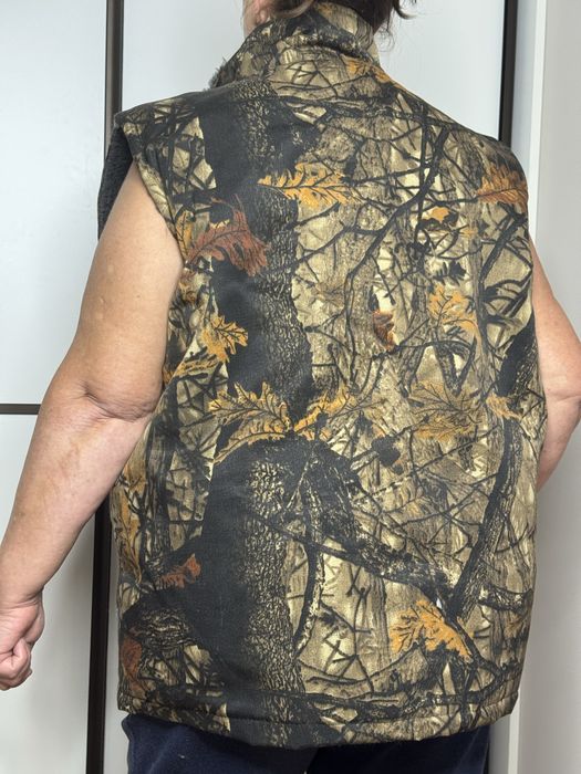 Камуфляжна жилетка на овчині