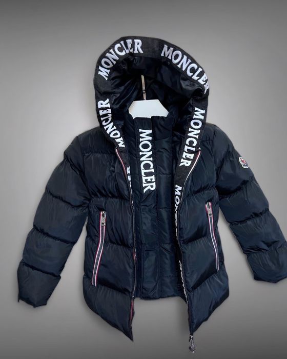 Детская куртка moncler зима р3-4 года