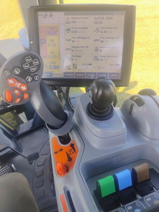 New Holland t 7.245