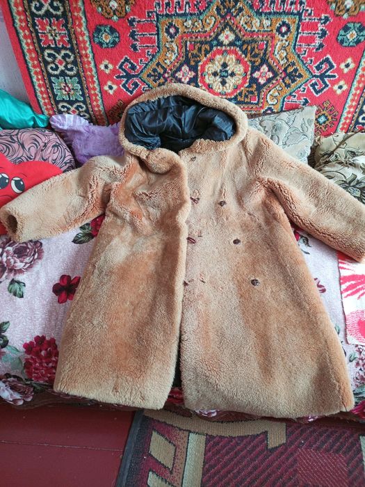 Продам цигейкову шубу