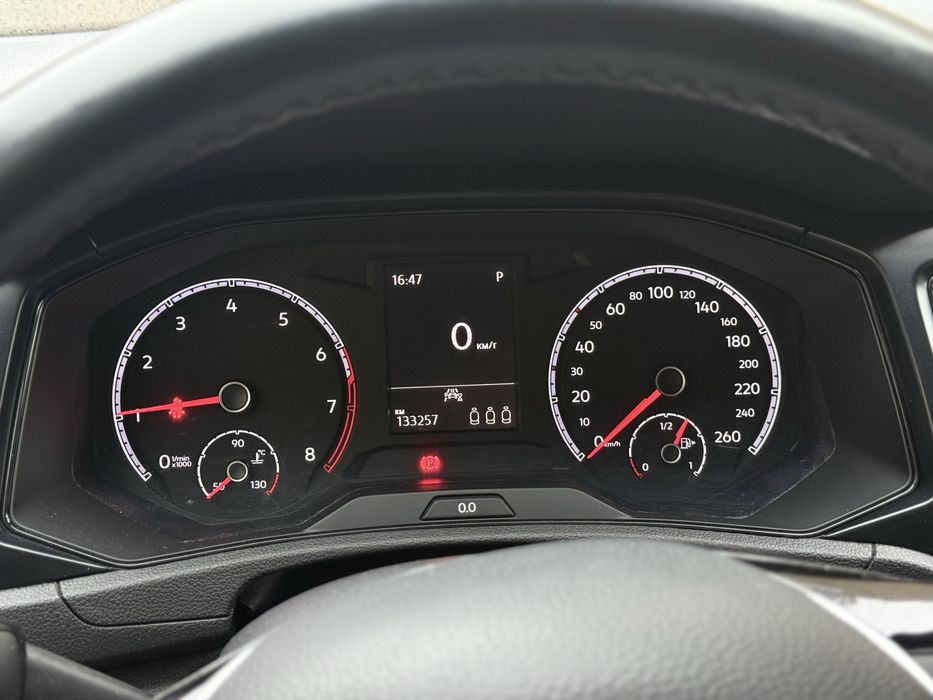 Volkswagen T-roc 2019 рік