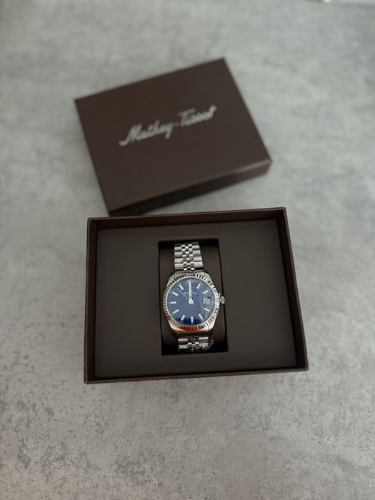 Mathey-Tissot годинник