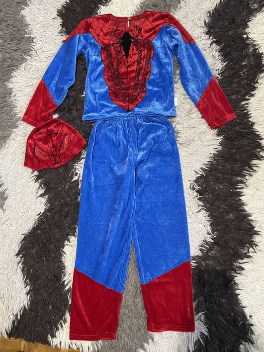 Костюм чоловік-павук,б/в,зріст 134 см