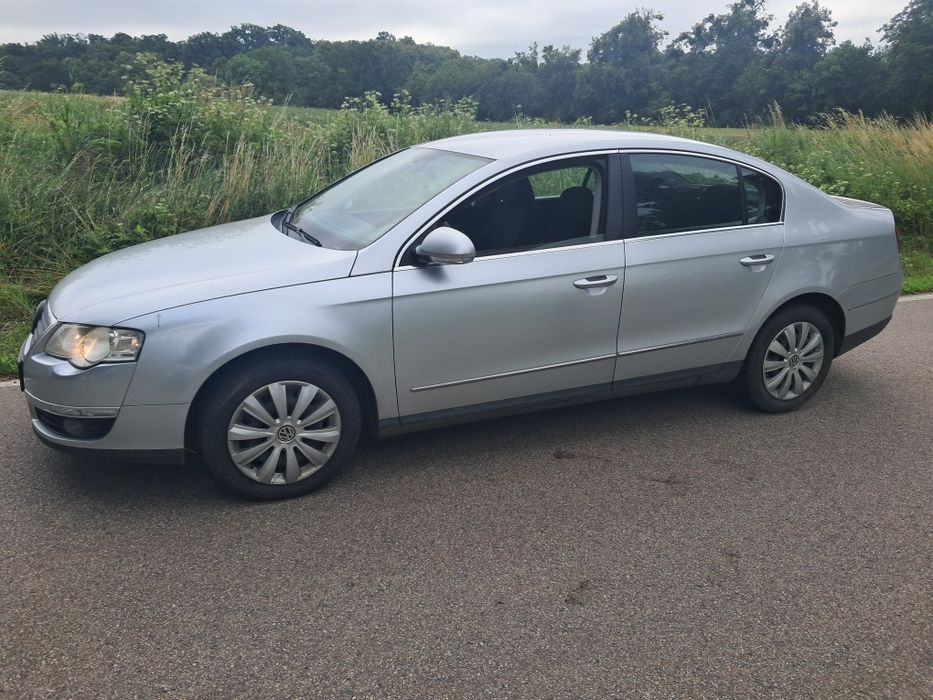 Sprzedam zadbanego passata b6 1.9 tdi 105km