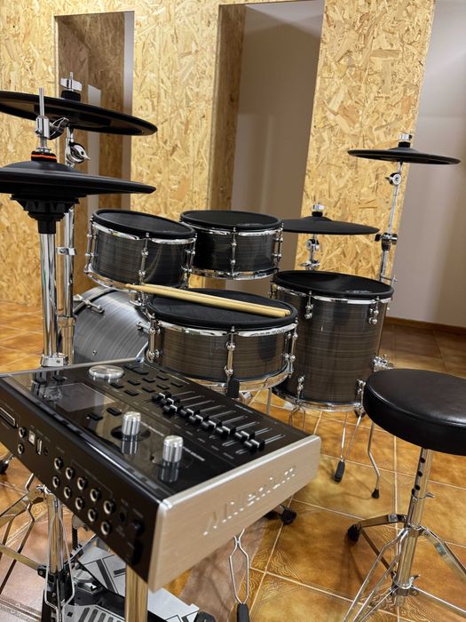 Bateria eletrónica - Millenium MPS1000 + Extras