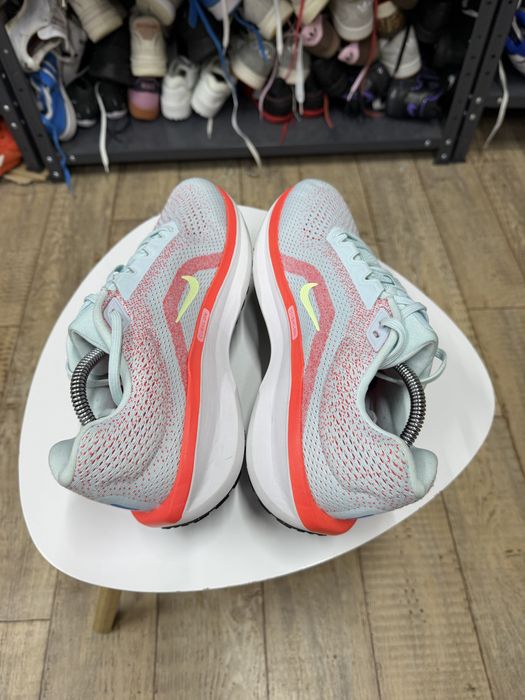 Оригінальні професійні бігові кросівки Nike Air Winflo 11