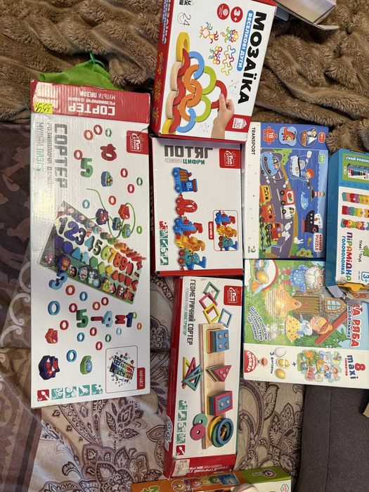 Лот ,набор развивающих  игрушек