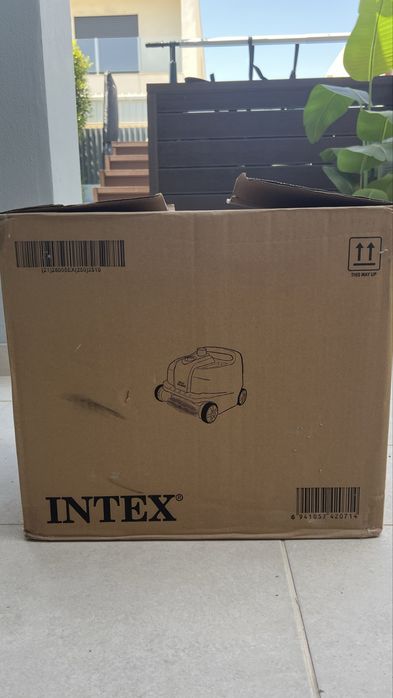 Limpador automático Intex ZX300 novo