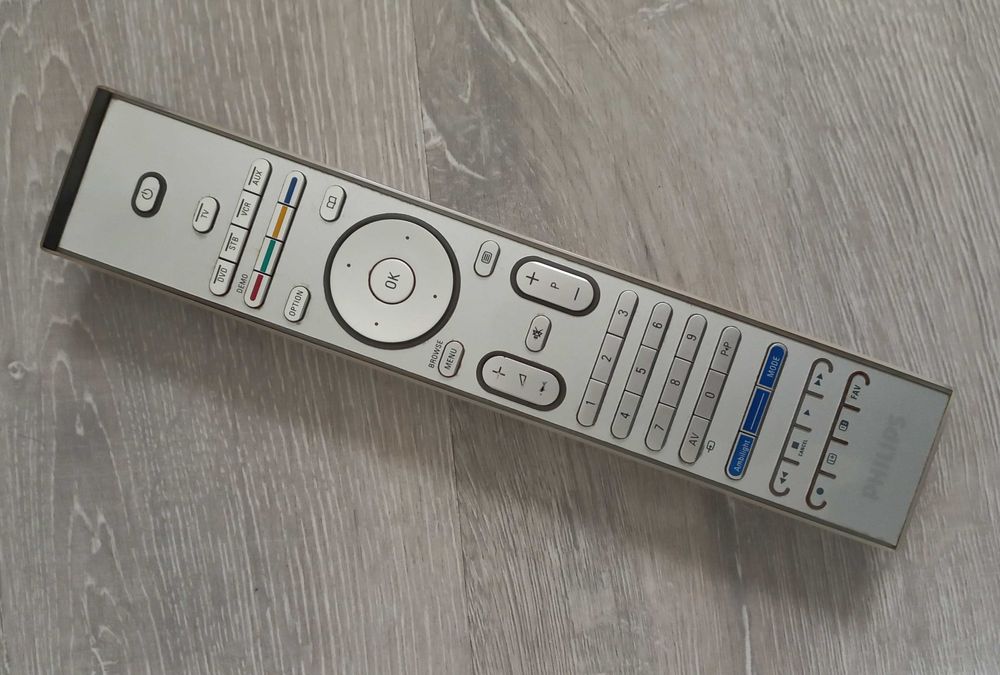 Telewizor Philips CINEOS 32PF9541/10 AMBILIGHT