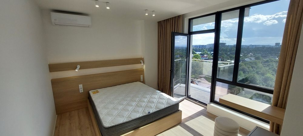 Продаж стильної 2 км квартири з функцією 3 км в ЖК Манхетен