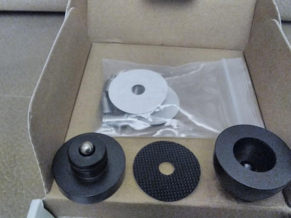 Pés/spikes HIFi antivibracoes Último disponivel Oportunidade