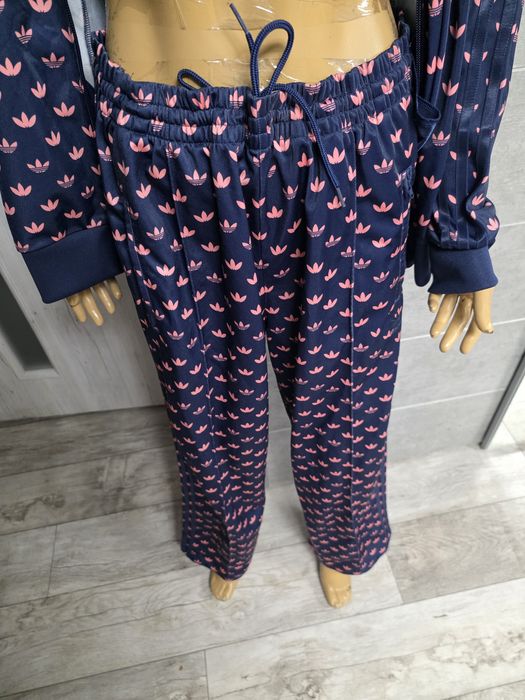 Komplet dresowy Adidas oryginals Firebird rozmiar L monogram