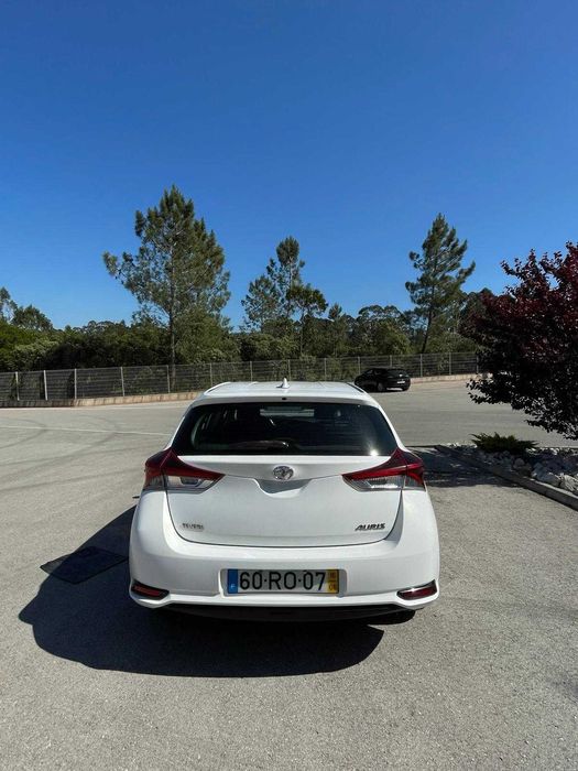Toyota Auris Comercial