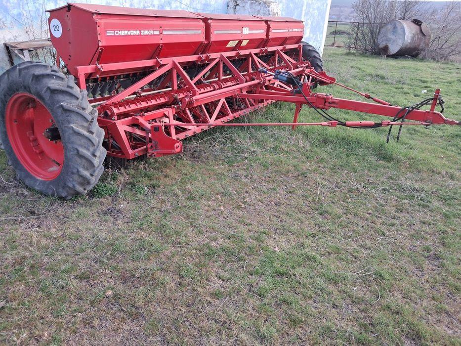 Сівалка червона зірка 5.4м