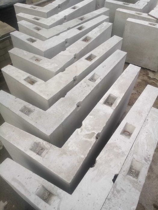 Elki betonowe, Ściany oporowe typu "L"