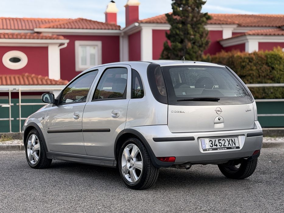Opel Corsa 1.3 Cdti - Caixa Automática