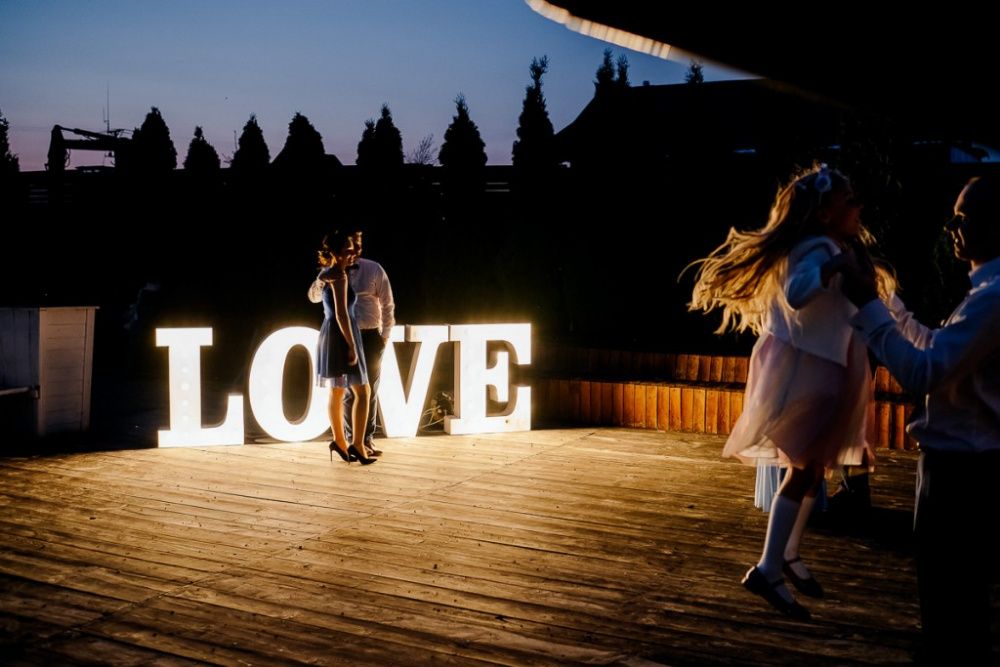 Fotobudka / Ciężki dym / Napis LOVE