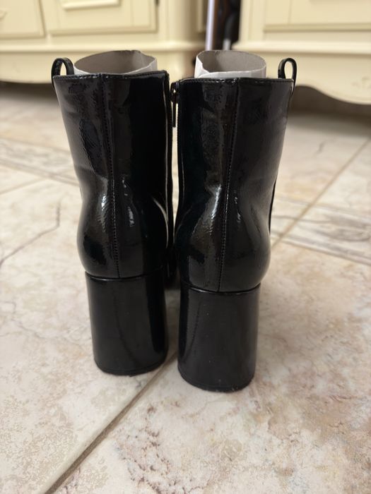 Ботильйони