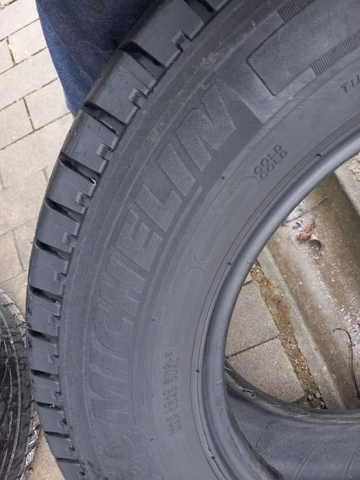 2x Opony Używane Letnie 215/70R15C Michelin
