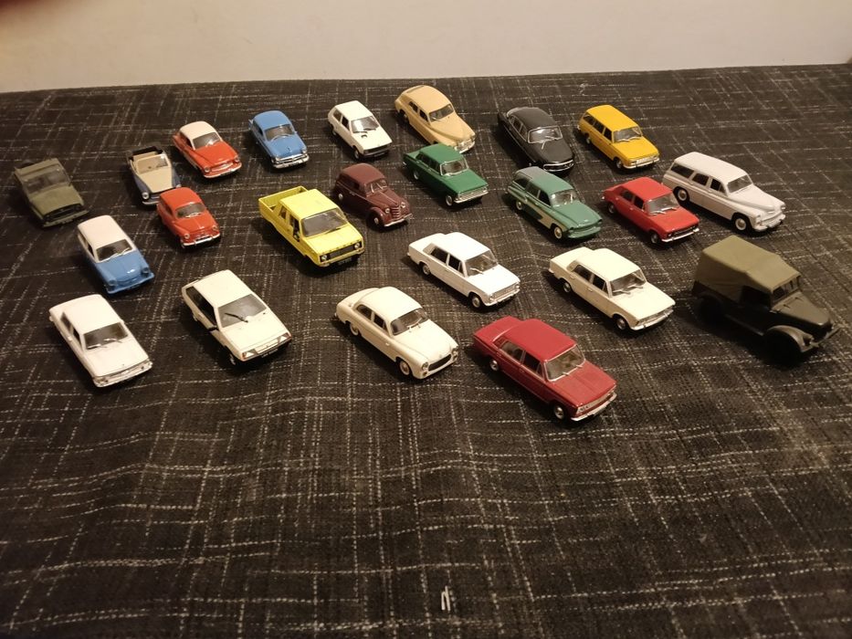 Modele, resoraki de agostini PRL. Niekompletne.