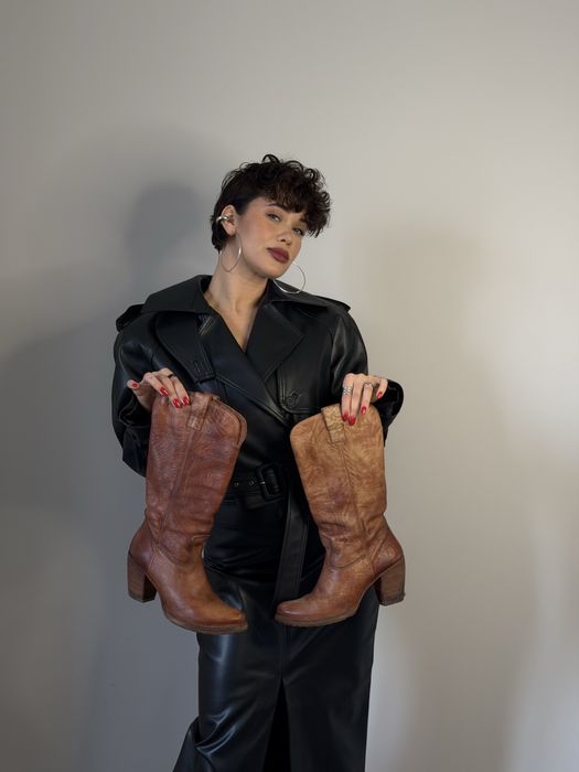 Вінтажні шкіряні козаки