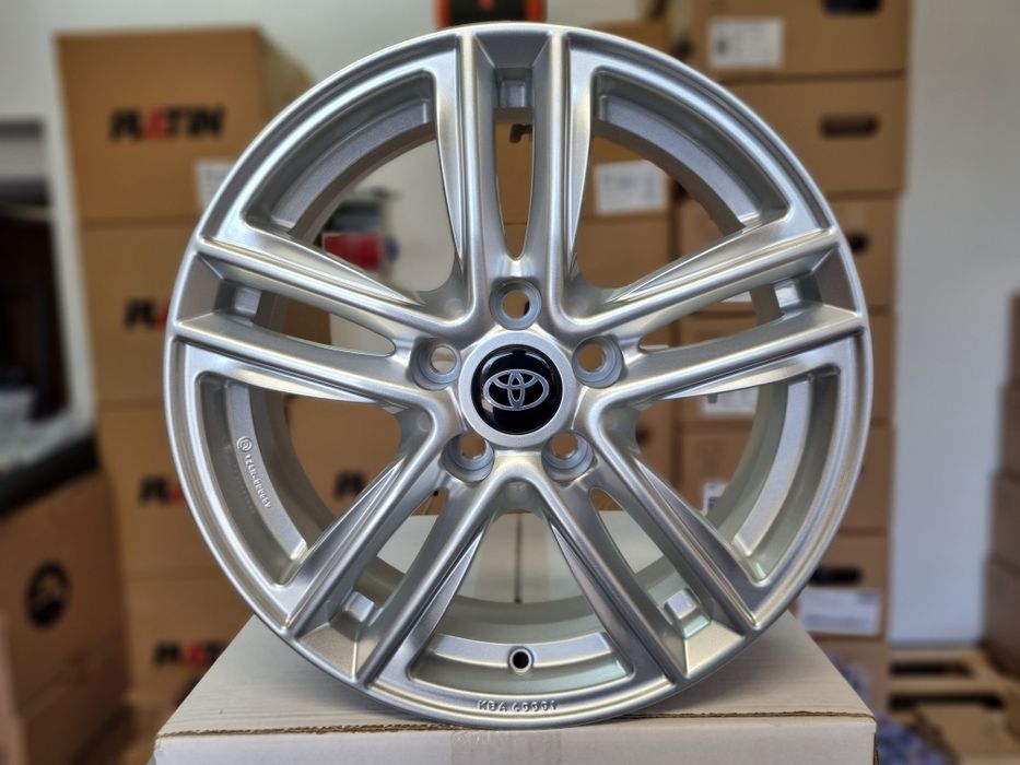 Toyota C-HR 17 " Nowe Felgi Aluminiowe 5x114,3 C-HR II gen. Srebrne
